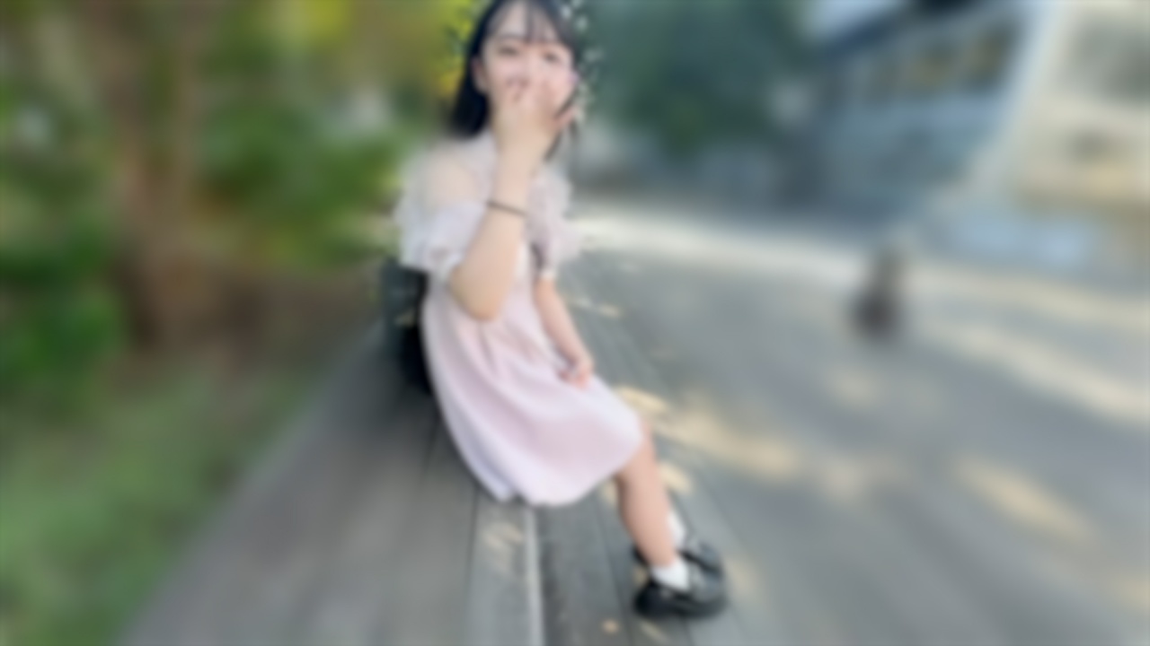 FC2-PPV 为了凑齐住院费而下定决心的 18 岁少女。