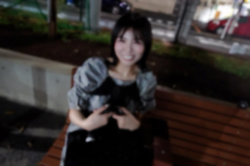 FC2-PPV 【初撮り】玉里の隅々まで回すメス大'は必见。