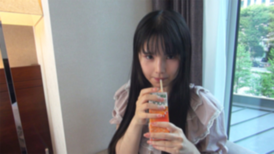 FC2-PPV 一脸苦恼的模样却又可爱到犯规