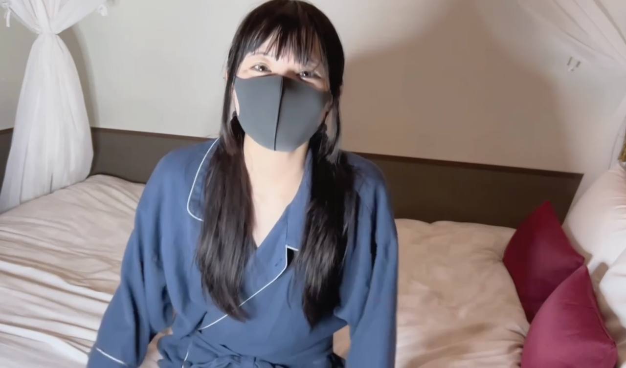 FC2-PPV 美容院嬢してた友达に全身性感按摩し