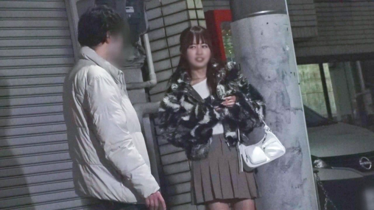 FC2-PPV 倦怠な立ち〇ぼ美女