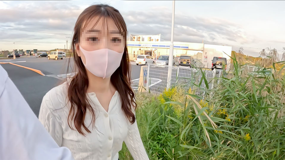 FC2-PPV バレた！野外、、県道沿い、、超絶美人