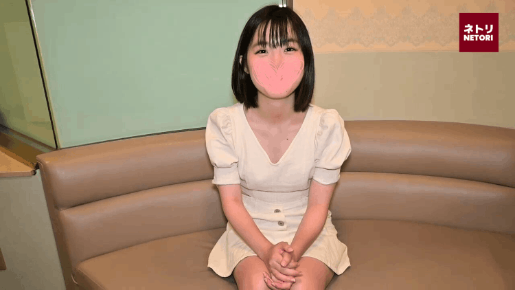 FC2-PPV 清楚黒髪JD「留学资金のためにお愿いします！」