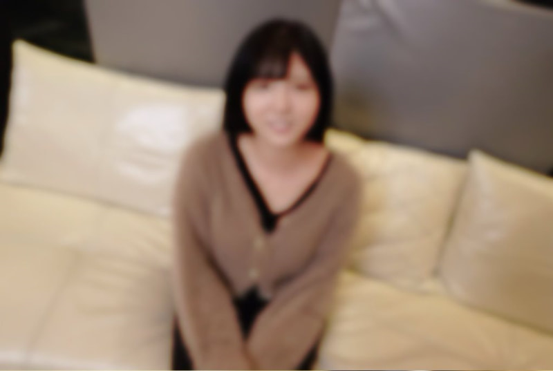 FC2-PPV 【初撮り】本物素人が凝缩された18岁。