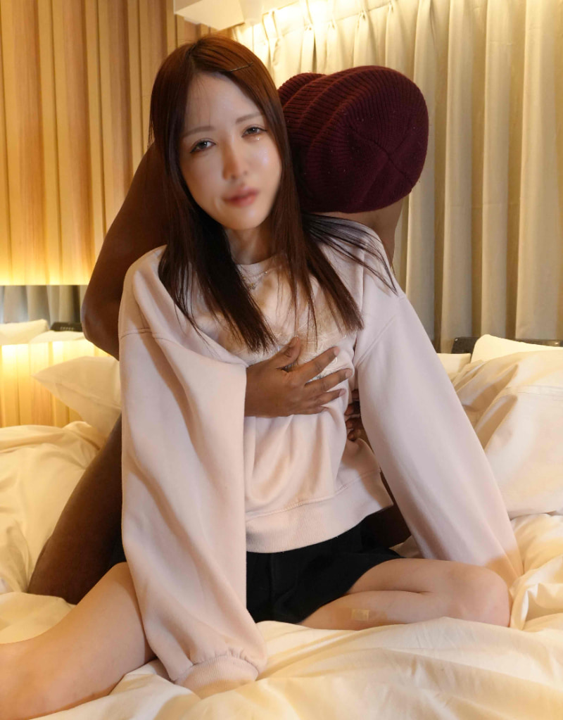 FC2-PPV 【无】地雷系？SNSで出会ったSNSで出会