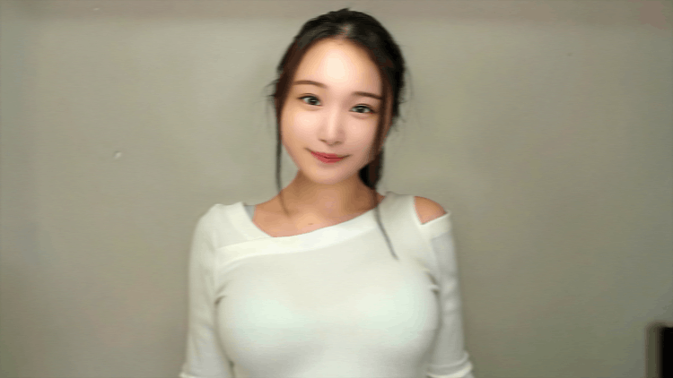 FC2-PPV 平面模特転向した''H罩杯''元清纯派女优18才