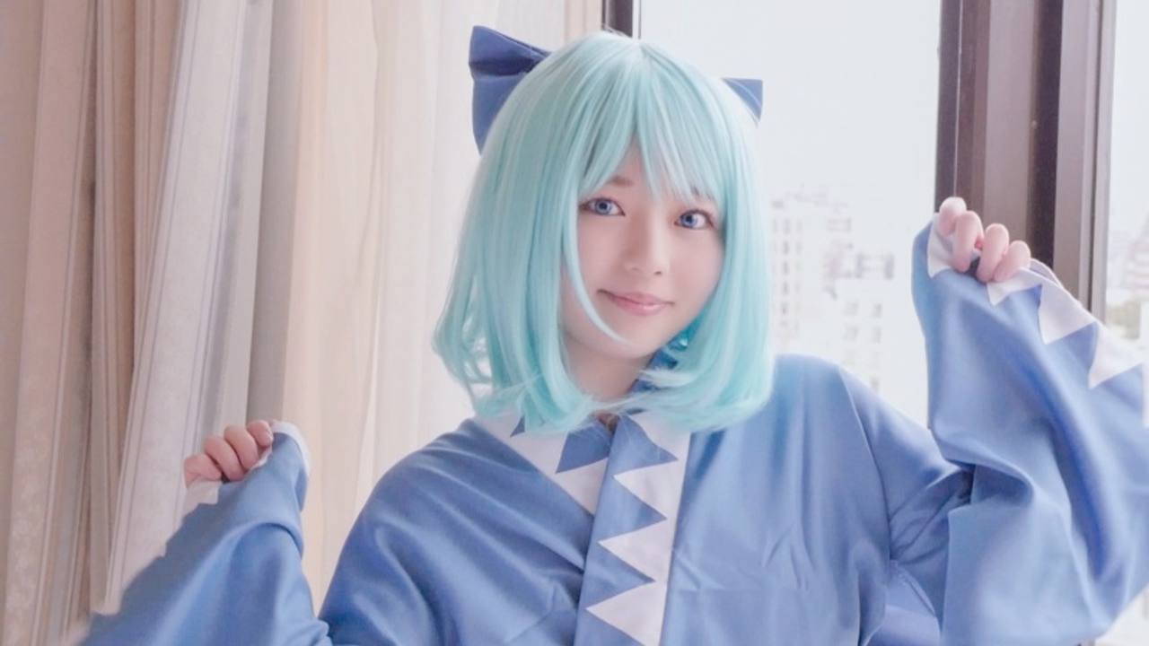 FC2-PPV 【个撮戏服H♥】あざと可爱と纯白过膝袜が最合拍♥