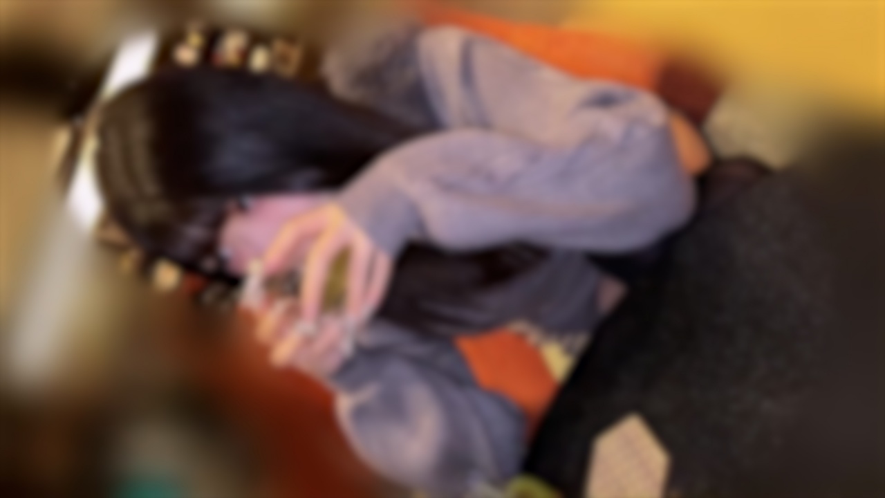 FC2-PPV 【初・无】穿着过膝袜