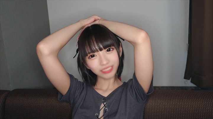 FC2-PPV 【病んでる系】软萌依存系地下宅女