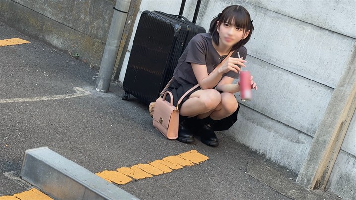 FC2-PPV 【病んでる系】软萌依存系地下宅女