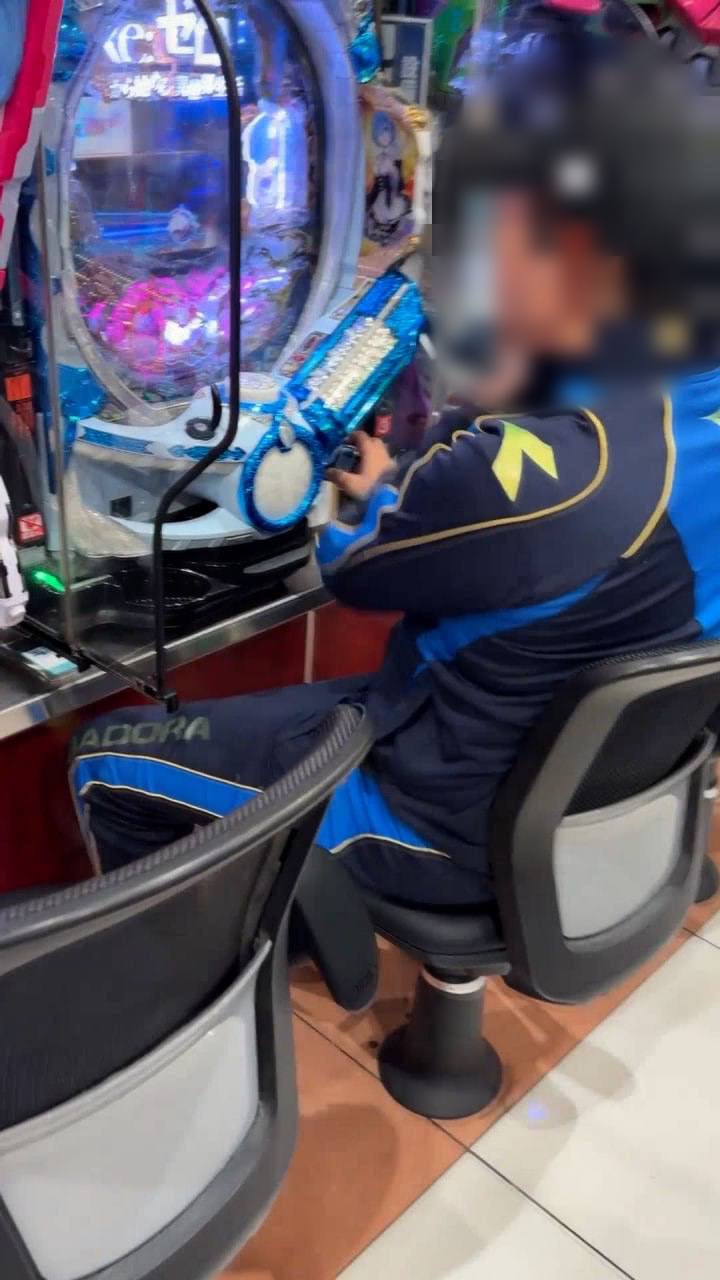 FC2-PPV 【个人】何も知らぬ若妻。陆上〇元顾问の旦那の借金のカタに…