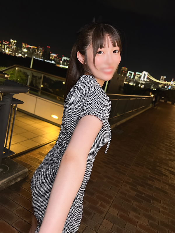 FC2-PPV 清楚なふりして身体の「F罩杯」女子大生