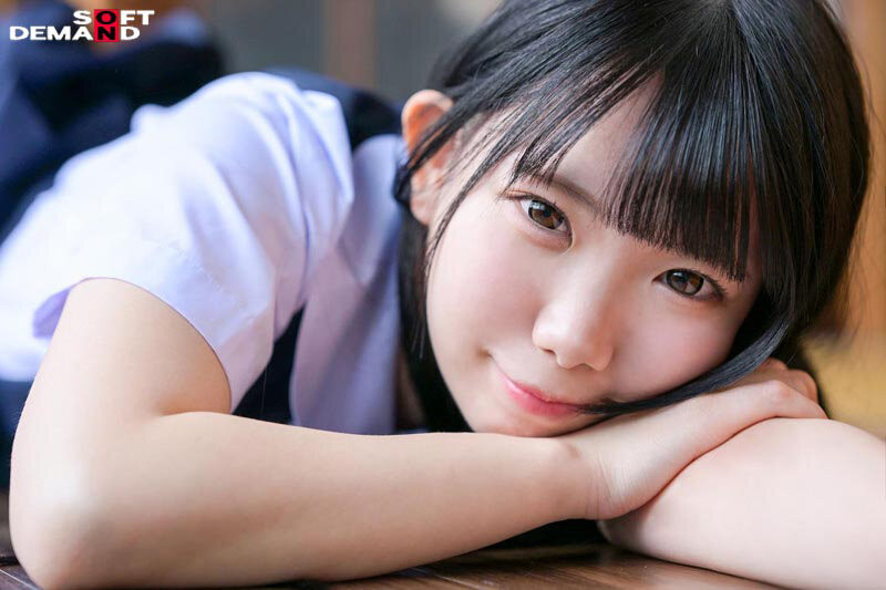 2024《11月新人AV女优完整版》，乡下美少女神似「新垣结衣」？