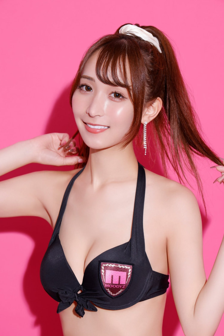 美波美腰蜜桃臀！三种神器之主的她怎么了？-图片8