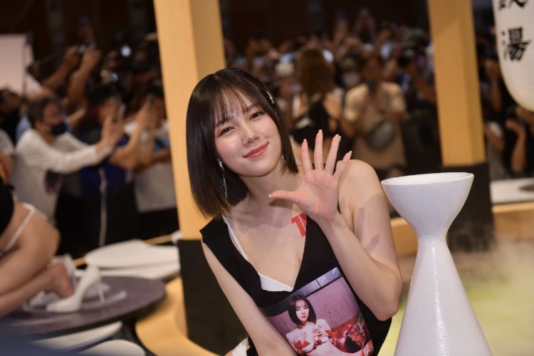 为什么留长发？要留到多长？涼森れむ(凉森玲梦)这么说……-图片6