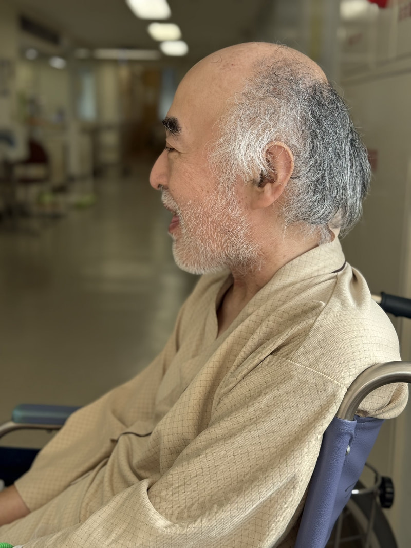 罹患罕见怪病……变态欧吉桑的他完全停工了！-图片2