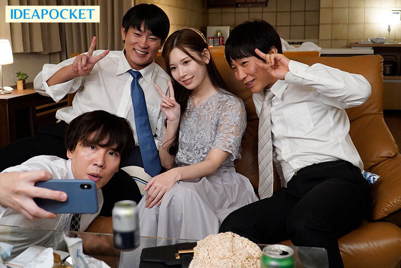 明里つむぎ(明里䌷)作品IPZZ-525发布！一打三游刃有余！她极痴极艳！-图片3