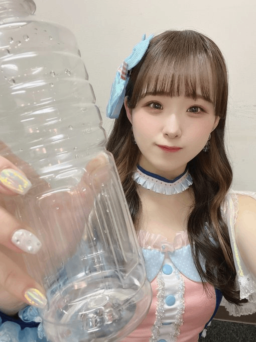 (FC2-PPV-4673073)解密！那位被无码卖家捕获、第一次在大家面前脱光衣服的主播是？-图片15