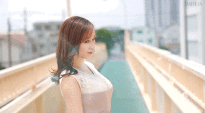 一年没发片了……色气满到溢出来的敏感G奶现在睡在谁的床上？-图片4