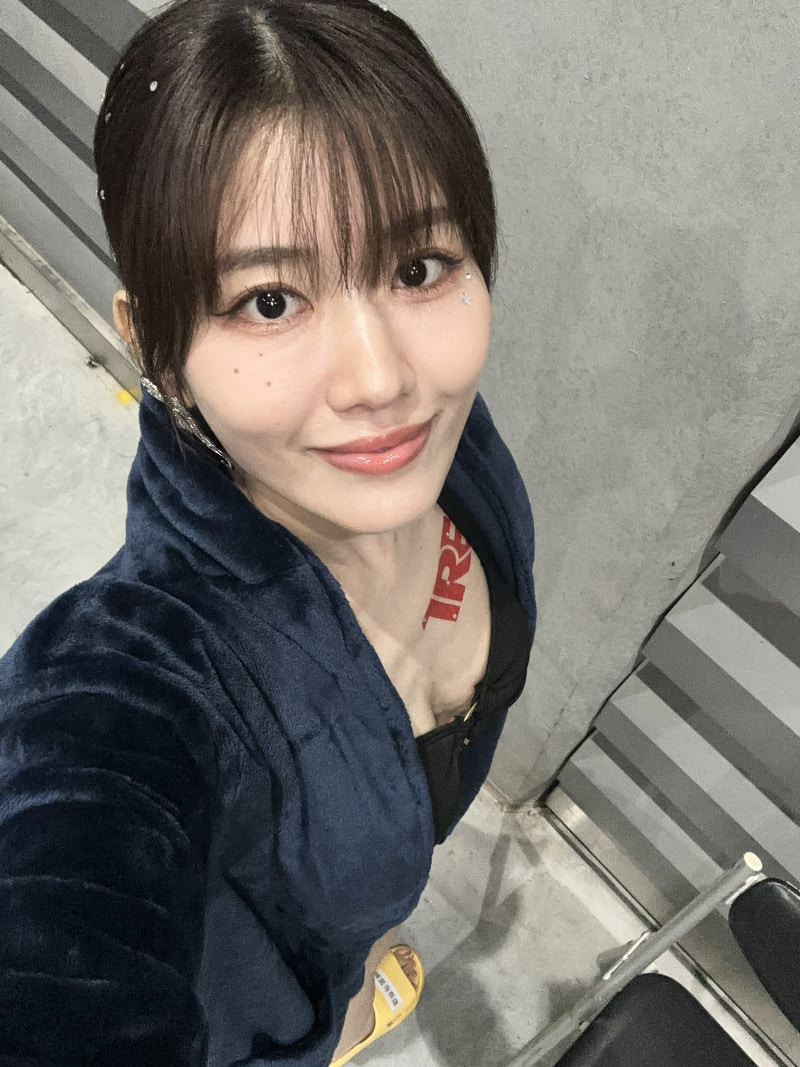 在TRE的后台……神宮寺ナオ(神宫寺奈绪)见到了让她很开心的人！-图片3