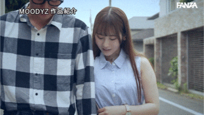 小野六花作品MIDV-945发布！在男友面前嗨了！被***大混乱的她露出狂乱痴态！-图片7