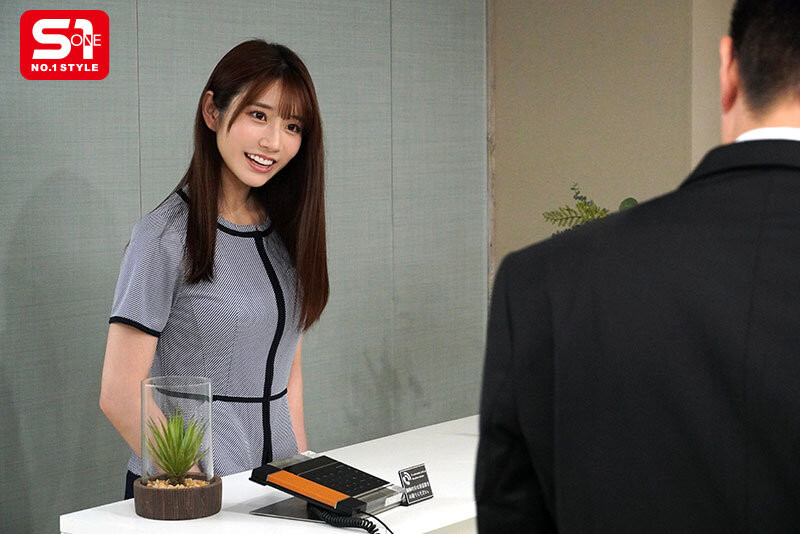 河北彩伽作品SONE-543发布！在男友面前偷偷和变态欧吉桑做！这是她最强NTR企划！-图片2