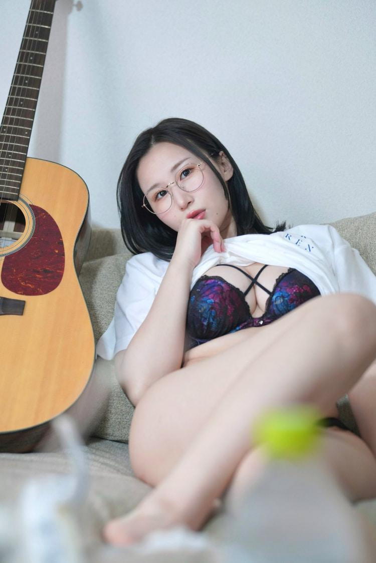 重回原点当写真偶像！G罩杯的她不拍片了！-图片2