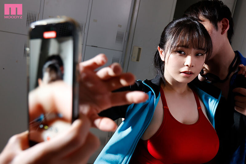 中山ふみか(中山文香)作品MIDV-968发布！游泳女教师在更衣室自慰被抓包，为封口沦为全游泳社 -图片3