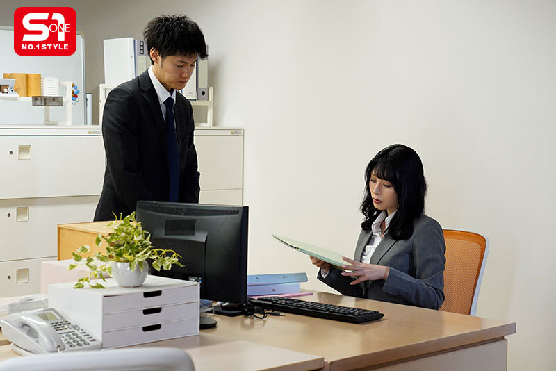 金松季歩(金松季步)作品SONE-792发布！美女上司出差时直接夹来配