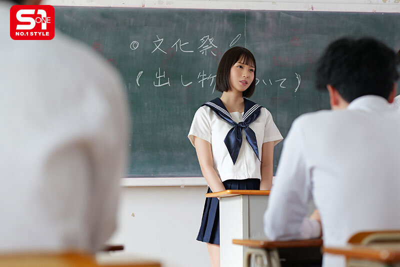 兒玉七海(儿玉七海)作品SONE-821发布！在电车露内裤的美波女学生，惹火胴体诱惑让老师也犯规-图片2