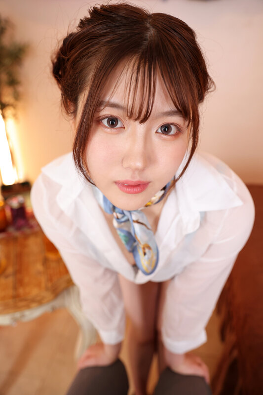 小鈴みかん（小铃蜜柑）作品KIWVR-842发布，封面及作品信息！-封面