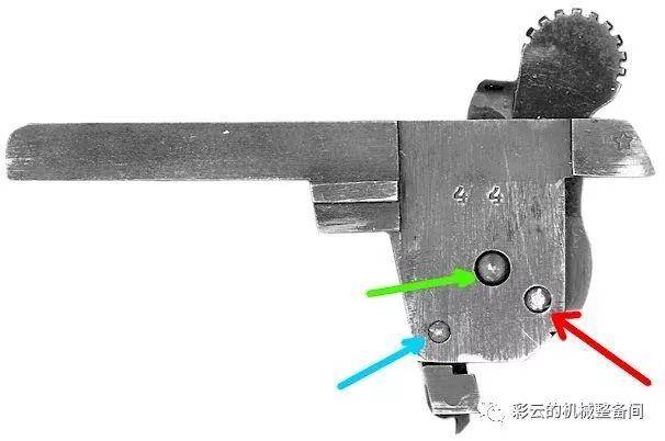 托卡列夫TT手枪是仿FN M1903手枪的吗？