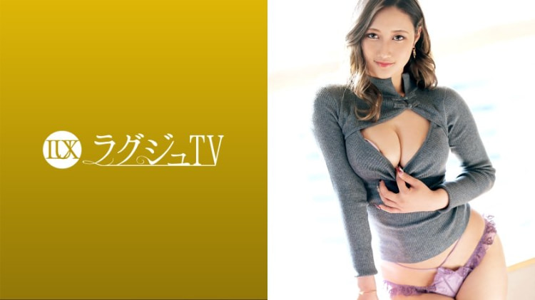 LUXU-1551：レイラ 22岁，在一家女子酒吧工作 ラグジュTV 1552