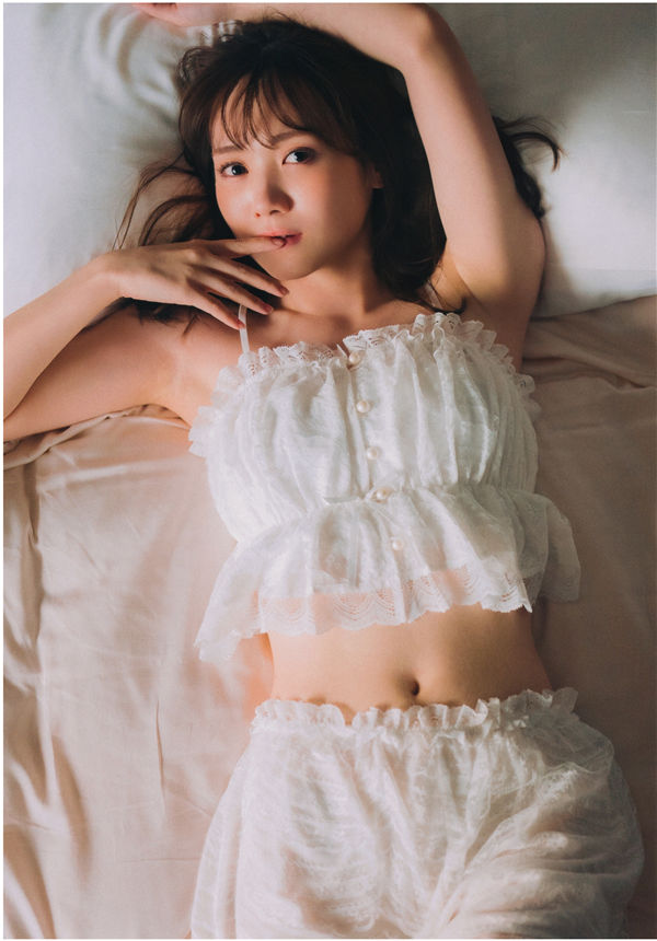 Tamura-Mayu-1st-Photobook-Page-073.jpg