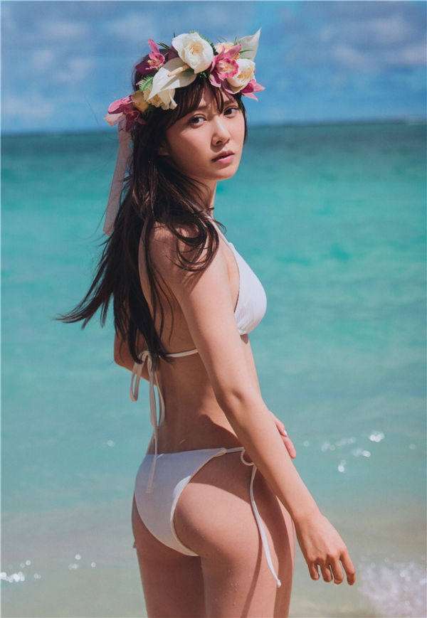 Kato-Shiho-1st-Photobook-Page-045.jpg