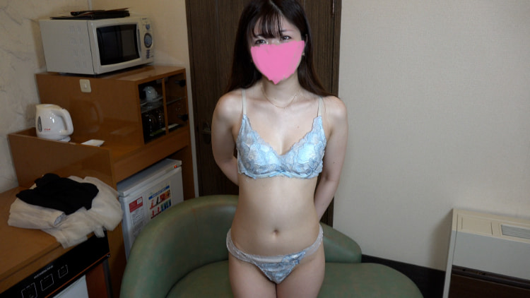 【影片】Ｅ奶美少女《乃咲みくる》FC2下马「整片黑森林」炸出！