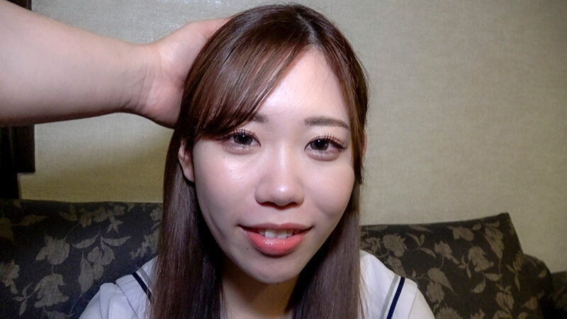 【影片】粉红G杯《木村茉白》出道前FC2戴罩下马「痣」露馅!