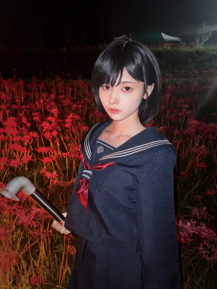 Coser真实还原《沉默之丘f》深水雏子！随手拿武器给人最强女高中生氛围！