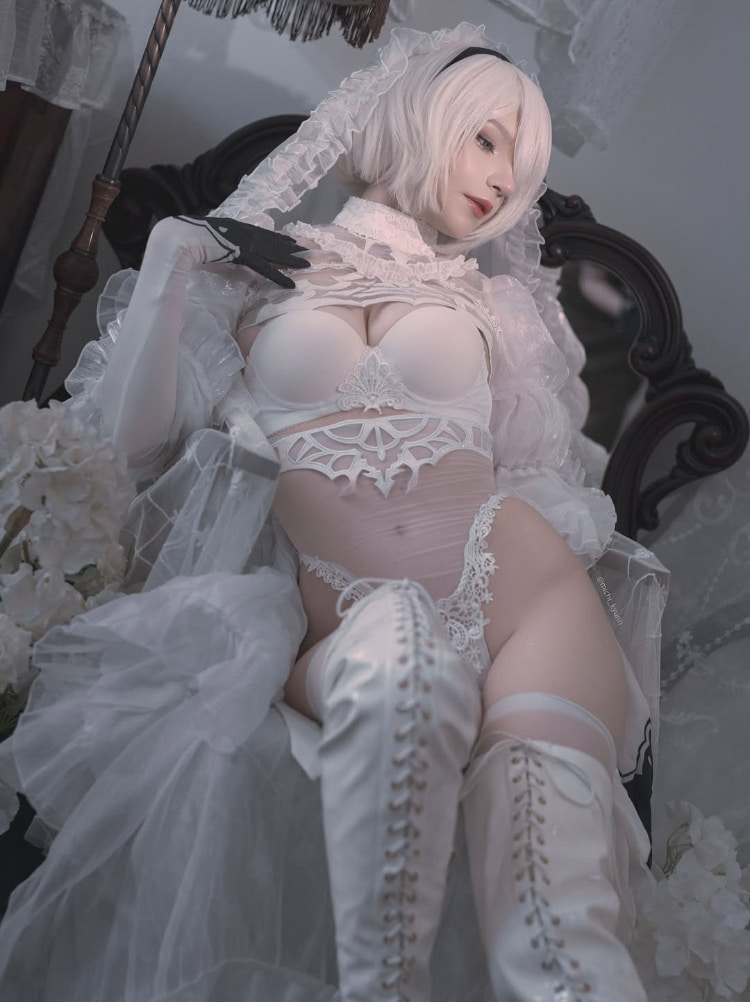 绝美中不失性感！俄罗斯Coser《Michi》精致的像二次元走出的艺术品！