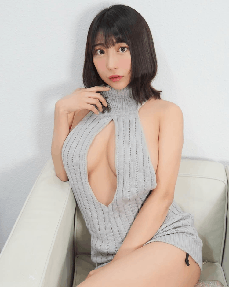 Ｉ奶肉感不减！色气感藏不住《市原薫》依然是最棒的妄想系女友！