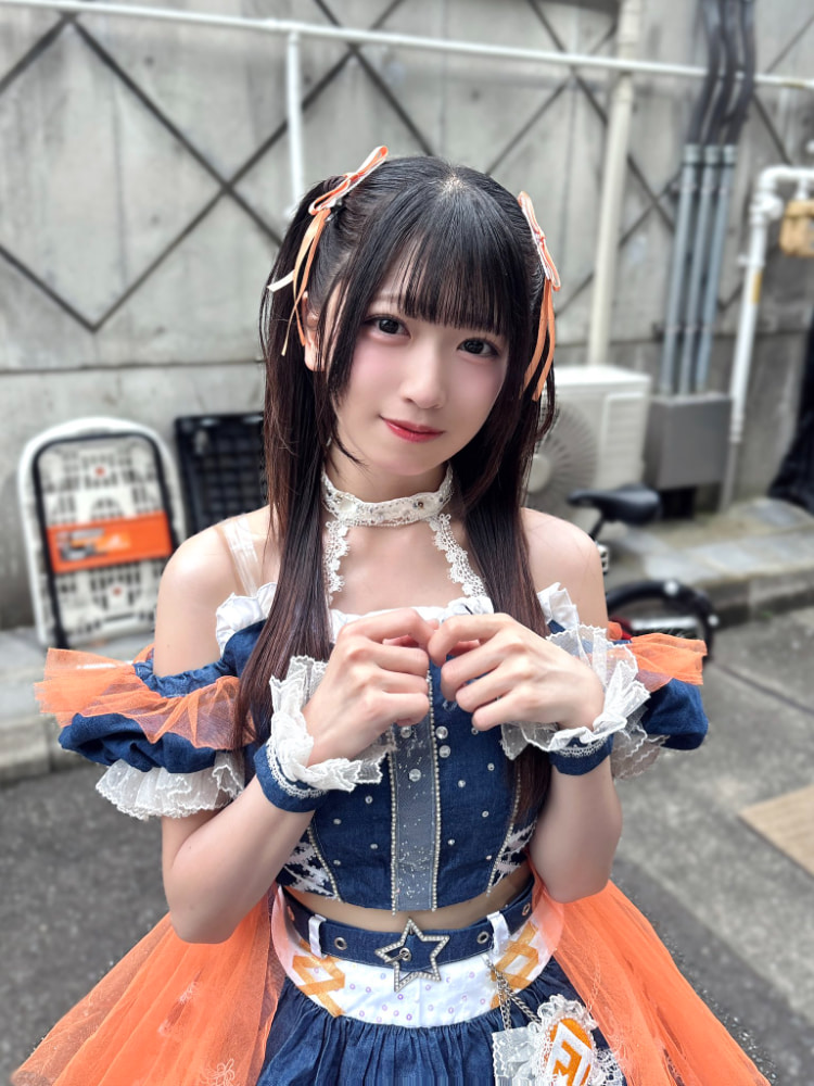 有养柴犬的美女《小柴あいり》也是小狗可爱颜！阳光美少女的形象代表！