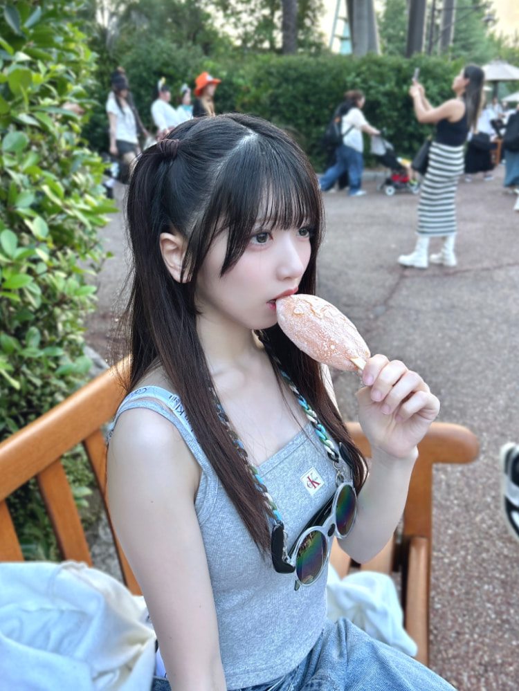 有养柴犬的美女《小柴あいり》也是小狗可爱颜！阳光美少女的形象代表！