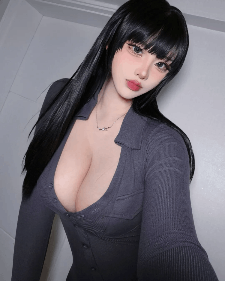 胸襟开阔《Yasal》正妹Coser「有容奶大」！