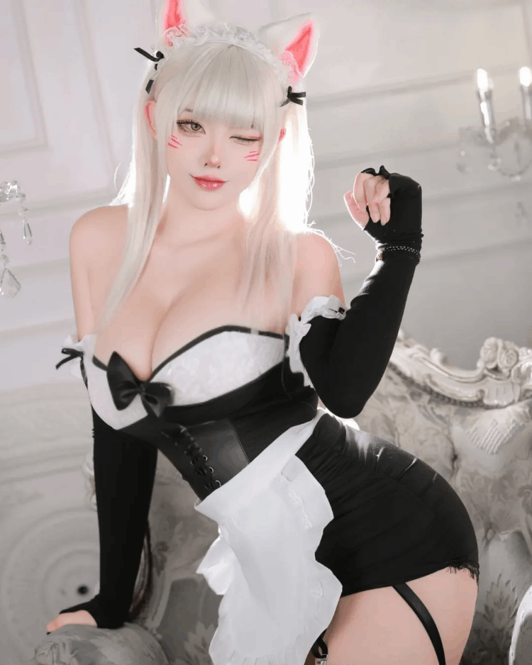 胸襟开阔《Yasal》正妹Coser「有容奶大」！