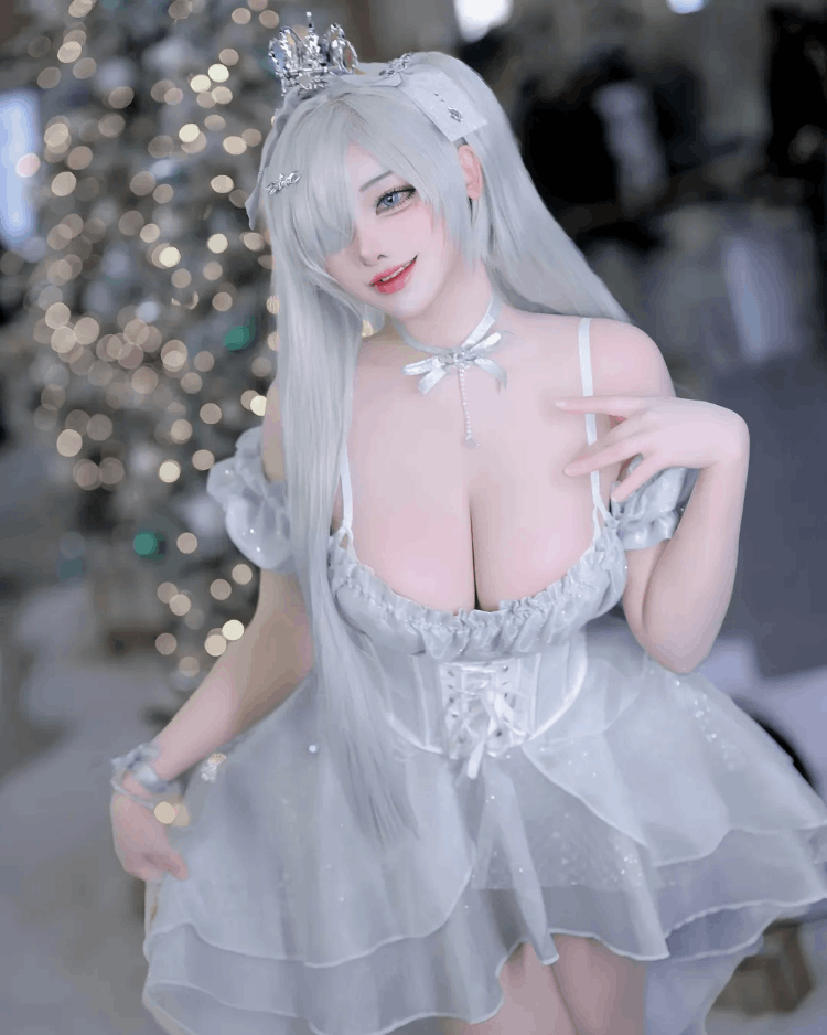 胸襟开阔《Yasal》正妹Coser「有容奶大」！