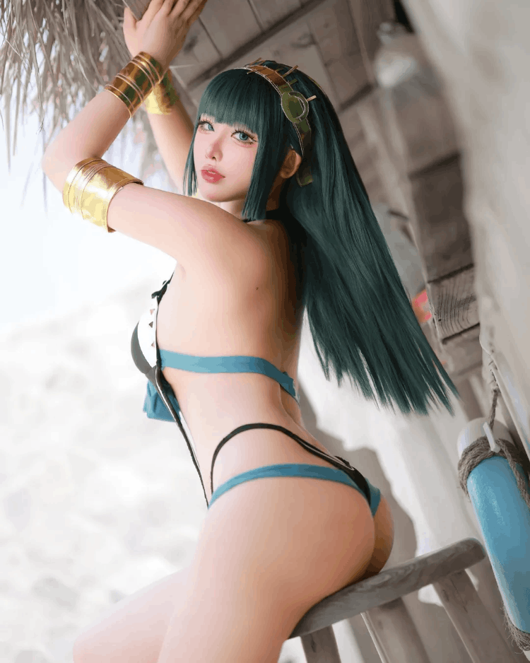 胸襟开阔《Yasal》正妹Coser「有容奶大」！