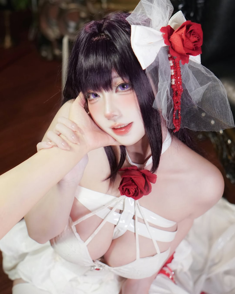 大到快溢出来！《WENDY酱油》Cosplay好身材充满涩气！