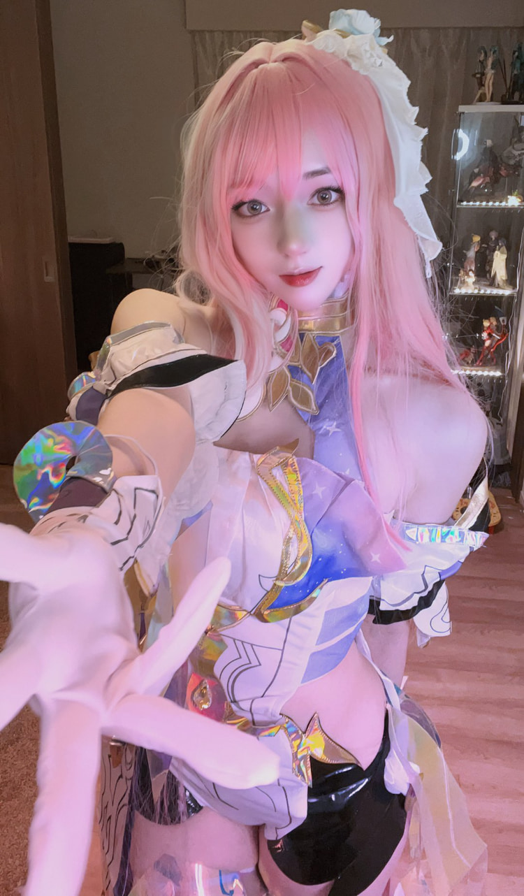 横劈、竖劈，怎么劈都很长！《兔田Nini》一字马简直是日常！