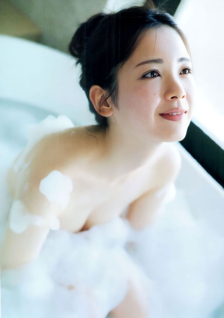 王道美貌最高！乃木坂46《筒井あやめ》1st写真集「感情间隙」展现初恋的诱惑感！