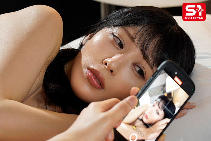 金松季歩(金松季步)作品SONE-792发布！美女上司出差时直接夹来配